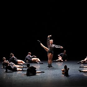 NUOVO BALLETTO DI TOSCANA BAYADÈRE/SEVEN